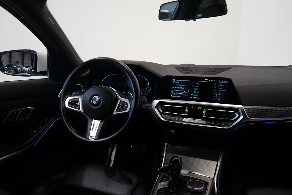 BMW 330e Touring M sport Carplay Dragkrok 292hk 4.99% ränta