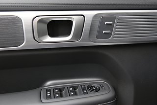 SUV Hyundai Santa Fe 16 av 27