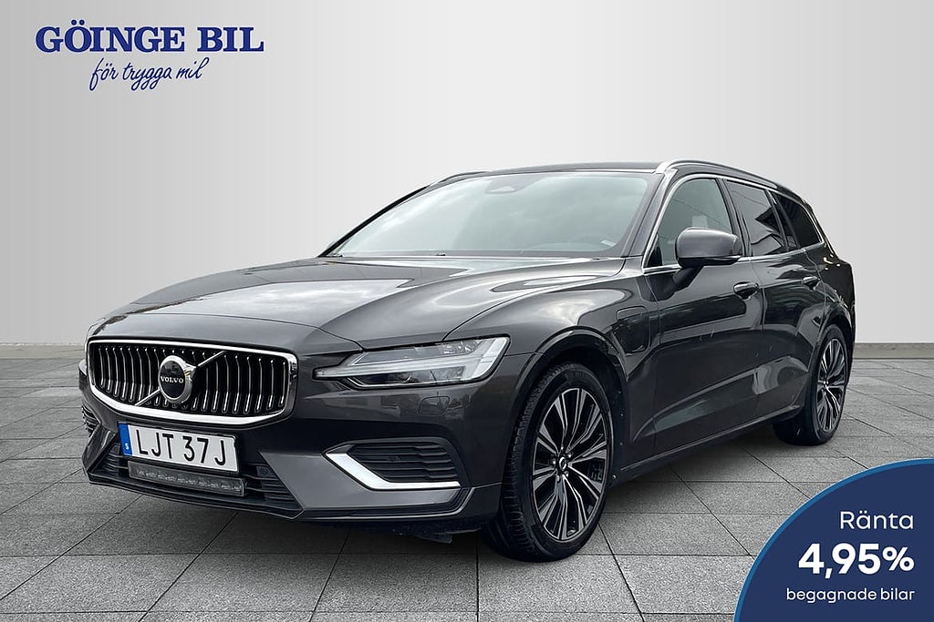 Volvo V60 Recharge T6 II Core Edition Nyservad/ Drag/ BLIS/ Navi
