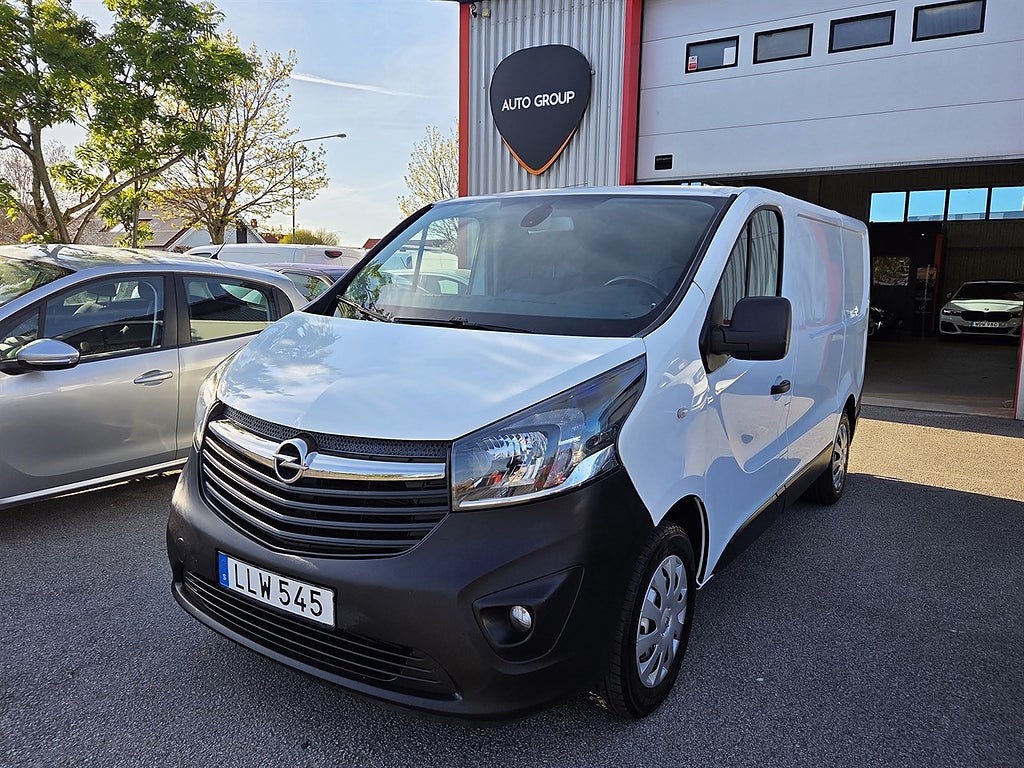 Opel Vivaro Skåpbil 2.9t 1.6 CDTI BIturbo Manuell, 125hk Nybesiktad