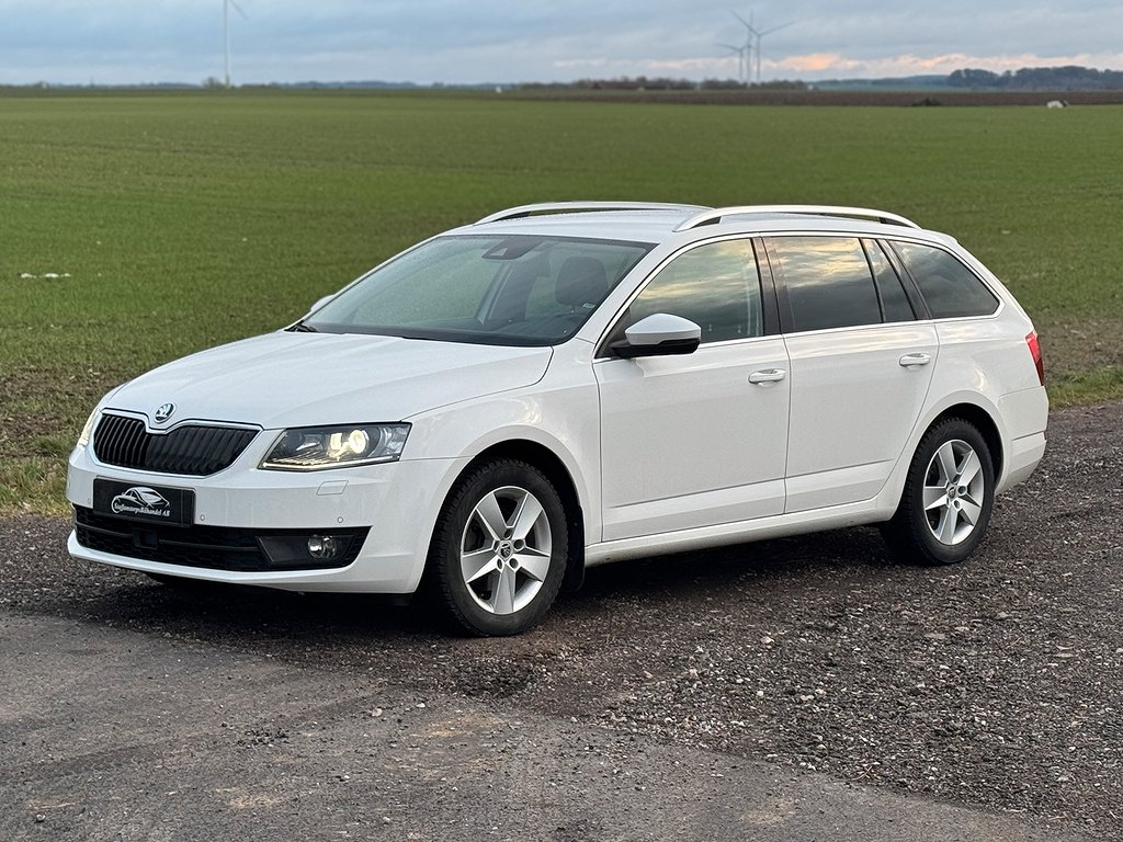 Skoda Octavia Kombi 2.0 TDI Elegance Euro 5 | XENON 