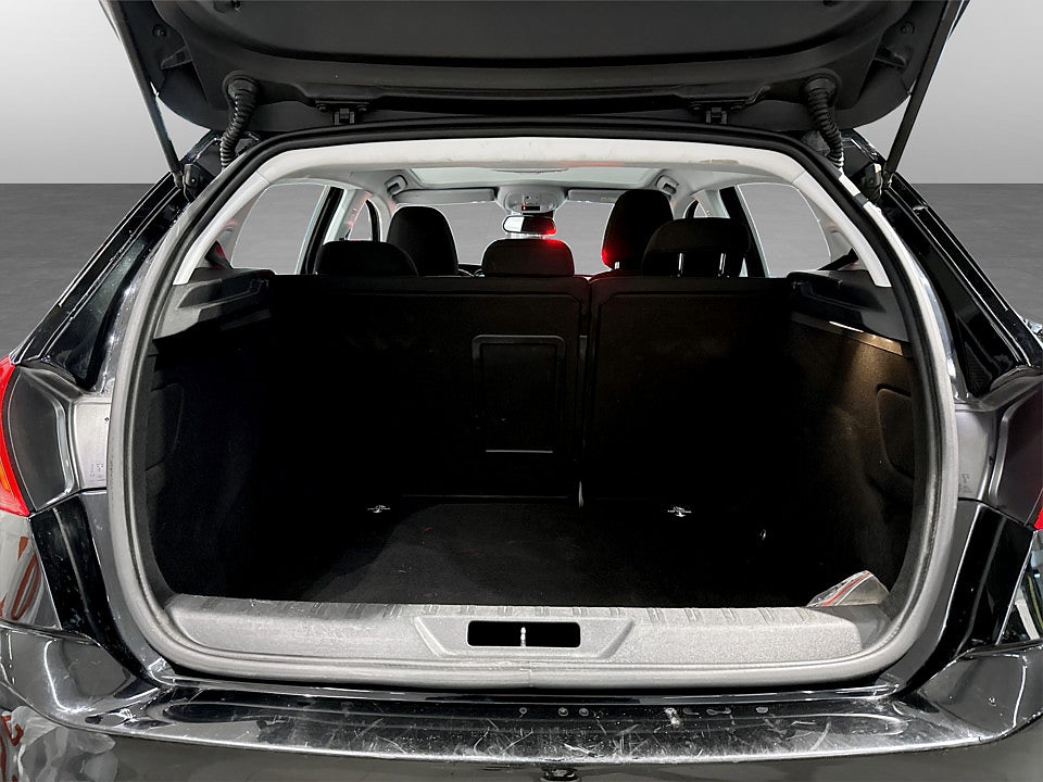 Bild på Peugeot 308 5D Active 1.6 THP 125hk PANORAMA