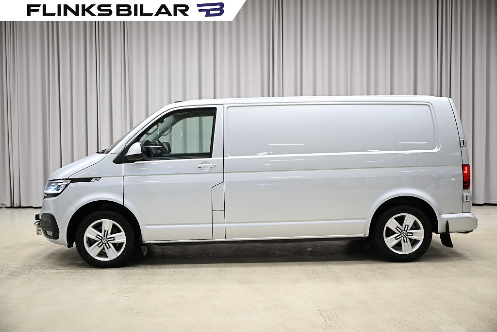 Volkswagen Transporter 4Motion 150HK L2 Nedlackad|LED|V-Inredd|EnÄgare|Leasbar
