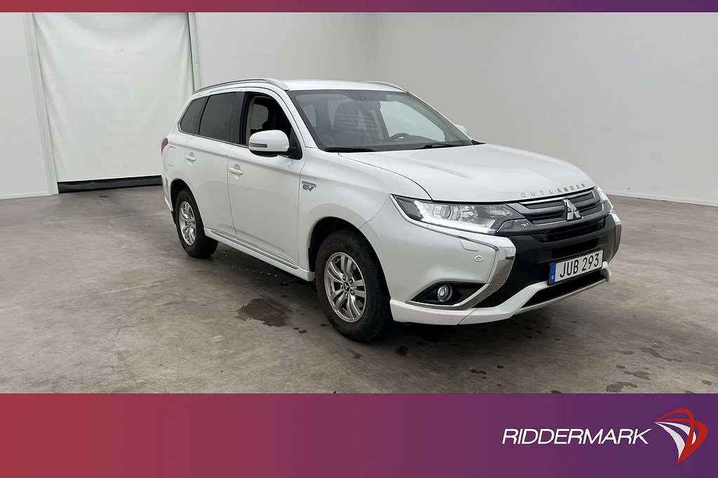 Mitsubishi Outlander PHEV 203hk Kamera Rattvärme Drag