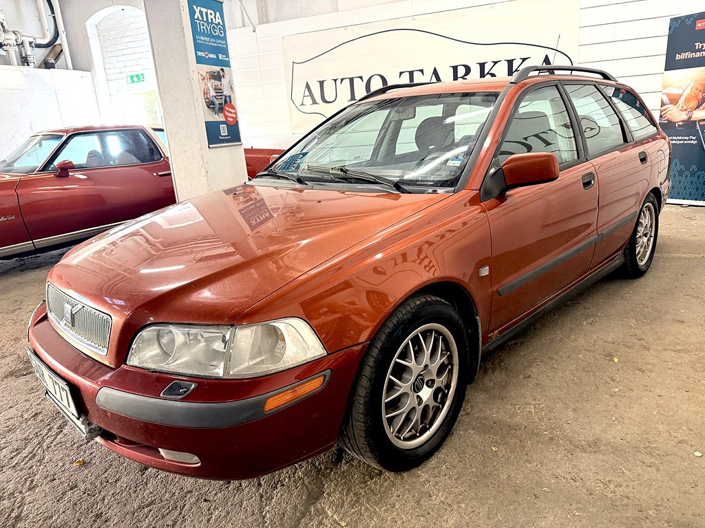 Volvo V40 1.8 