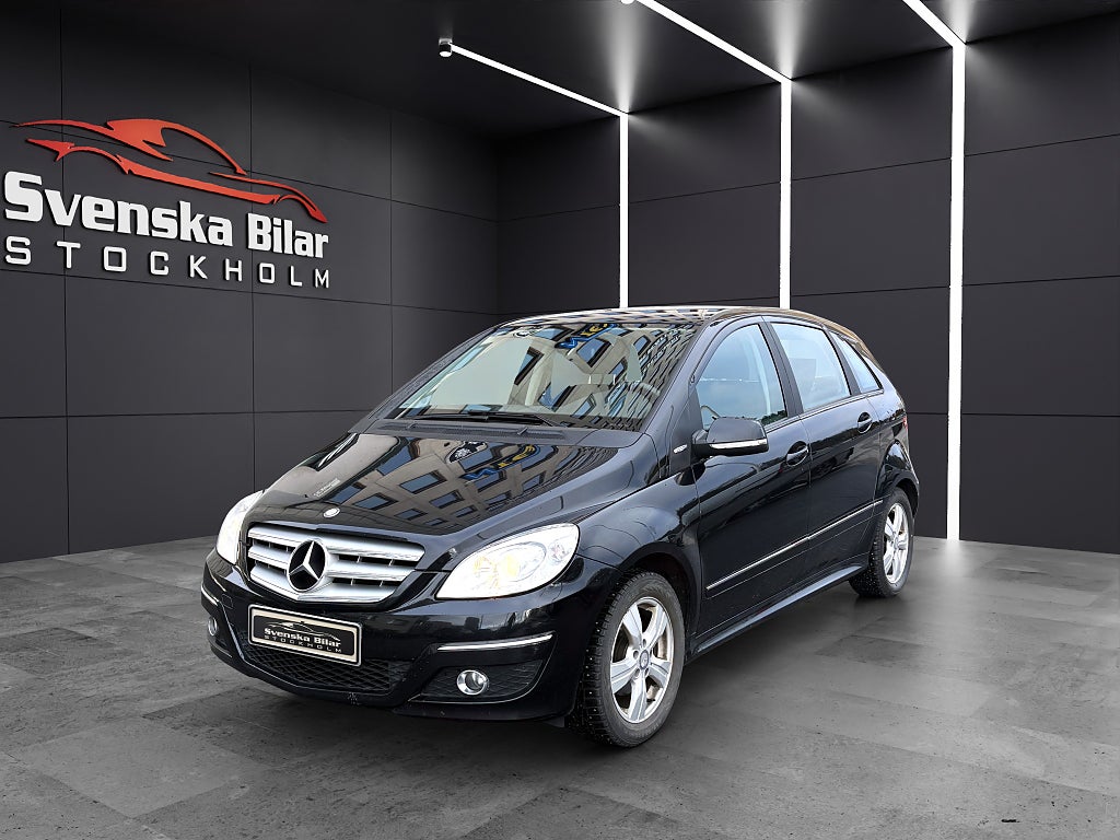 Mercedes-Benz B 180 blue EFFICIENICY /2 ST NYCKLAR