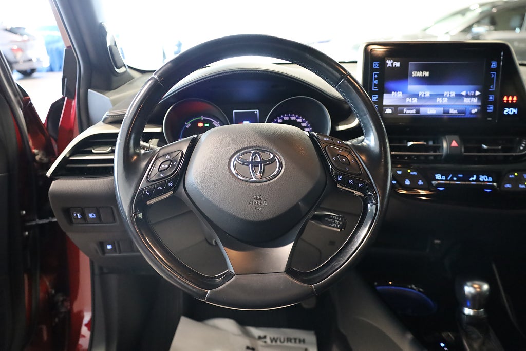 Toyota C-HR Hybrid CVT X-Edition Kamera M-Värme JBL Läder Rattvärme 2018