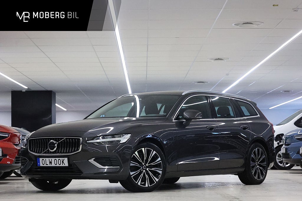 Volvo V60 Recharge T6 AWD 350hk Core H/K Navi Värmare