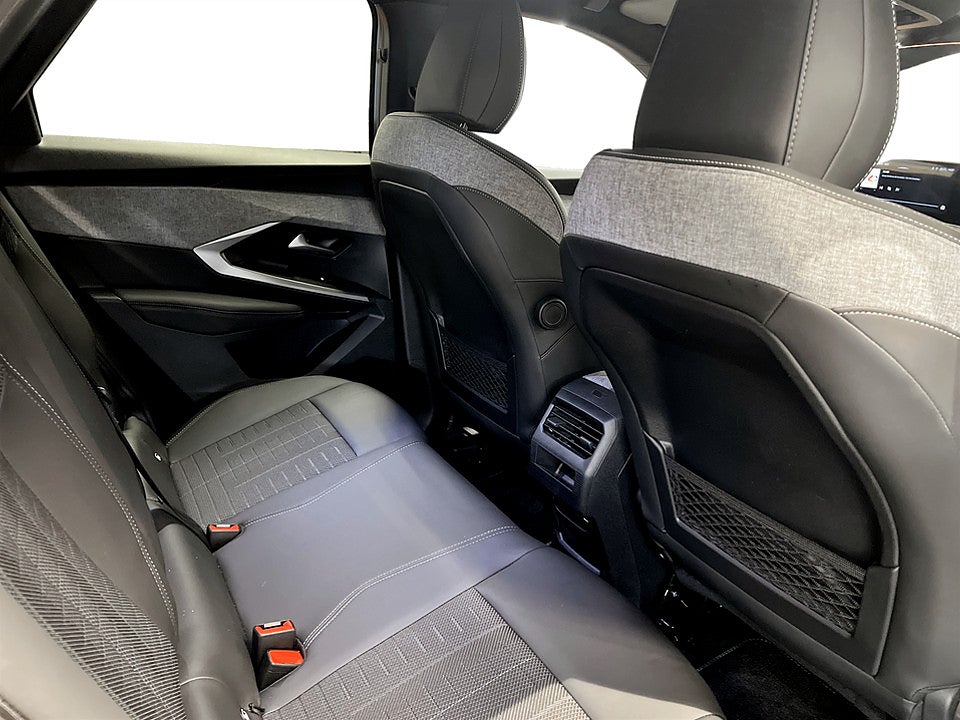 Bild på Peugeot 3008 GT Hybrid 145hk Aut B-KAMERA CARPLAY