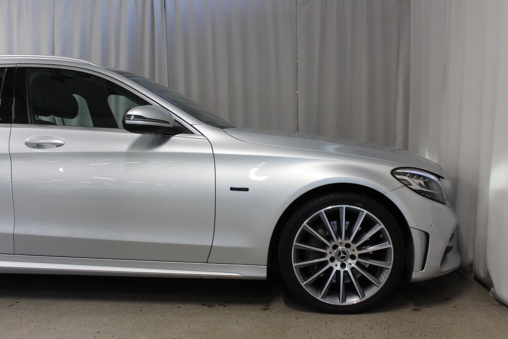 Mercedes-Benz C 300 de 9G-Tron AMG, Värmare, Burmester, 3,99% Ränta