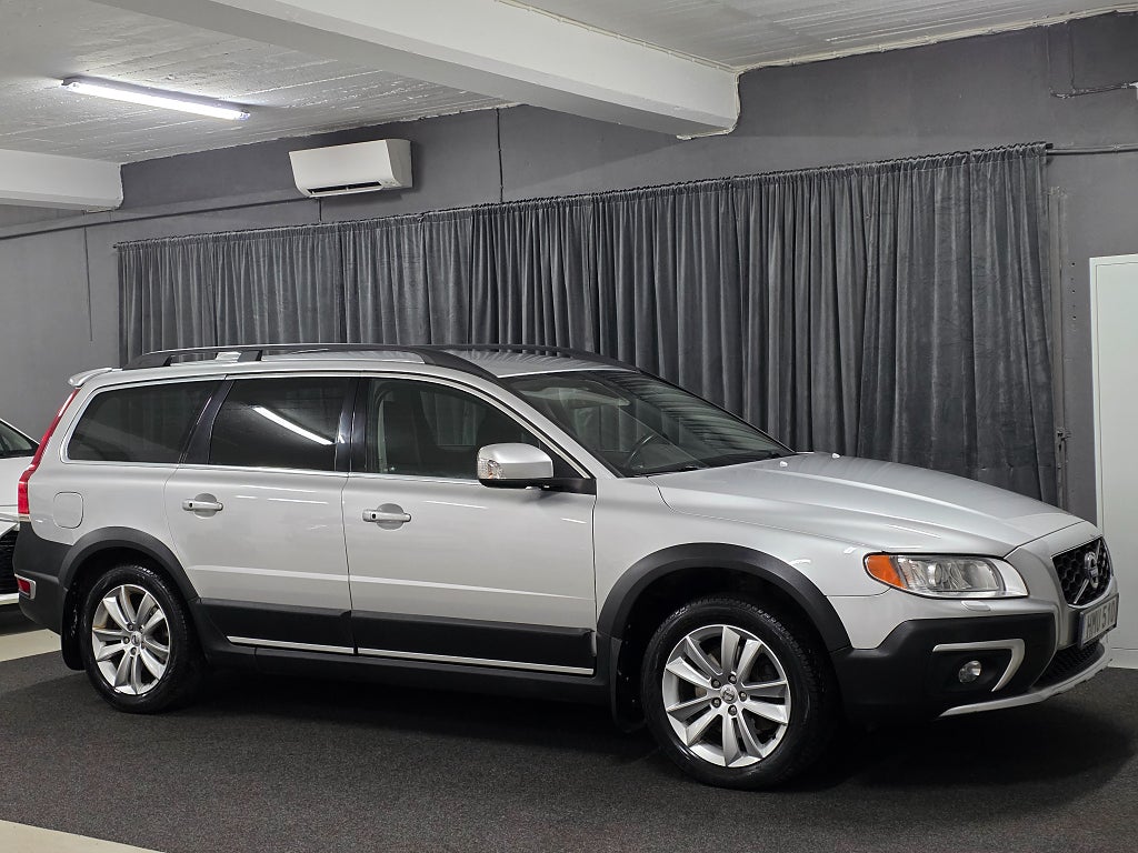 Volvo XC70 D4 AWD Geartronic Summum Dragkrok D-Värmare Keyless