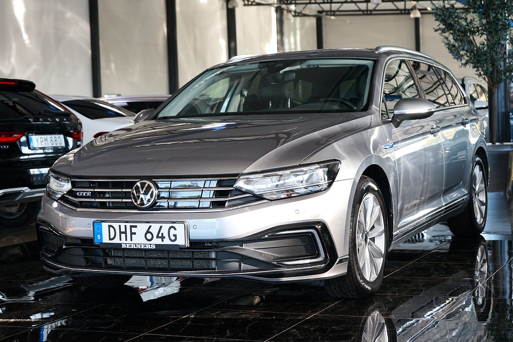 Volkswagen Passat Sportscombi GTE 1.4 TSI Kamera Navi Drag