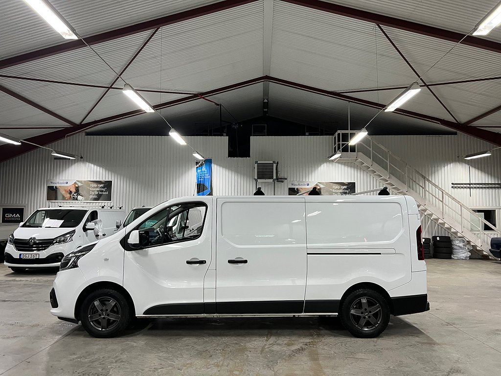 Renault trafic 3.0t 2.0 dCi EDC 145HK L2H1 2X Skjutdörrar Navi Dragk