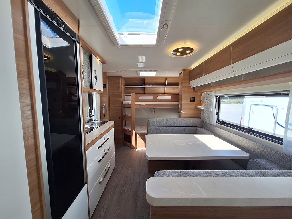 Hobby De Luxe 560 KMFe Barnkammare, Kampanjprodukt!