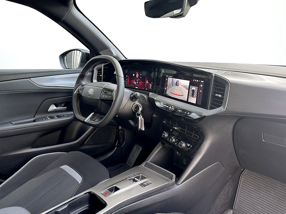 Bild på Opel Mokka GS Hybrid 1.2 Turbo 145hk Aut B-KAMERA CARPLAY