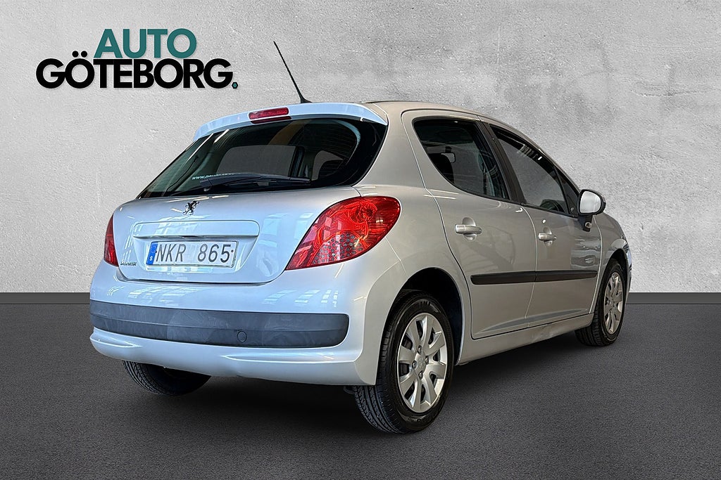 Peugeot 207 5-dörrar 1.4 Levereras Nybesiktigad