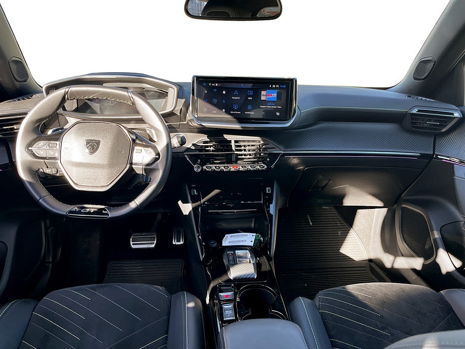 Bild på Peugeot 2008 GT Hybrid 145hk Aut B-KAMERA CARPLAY