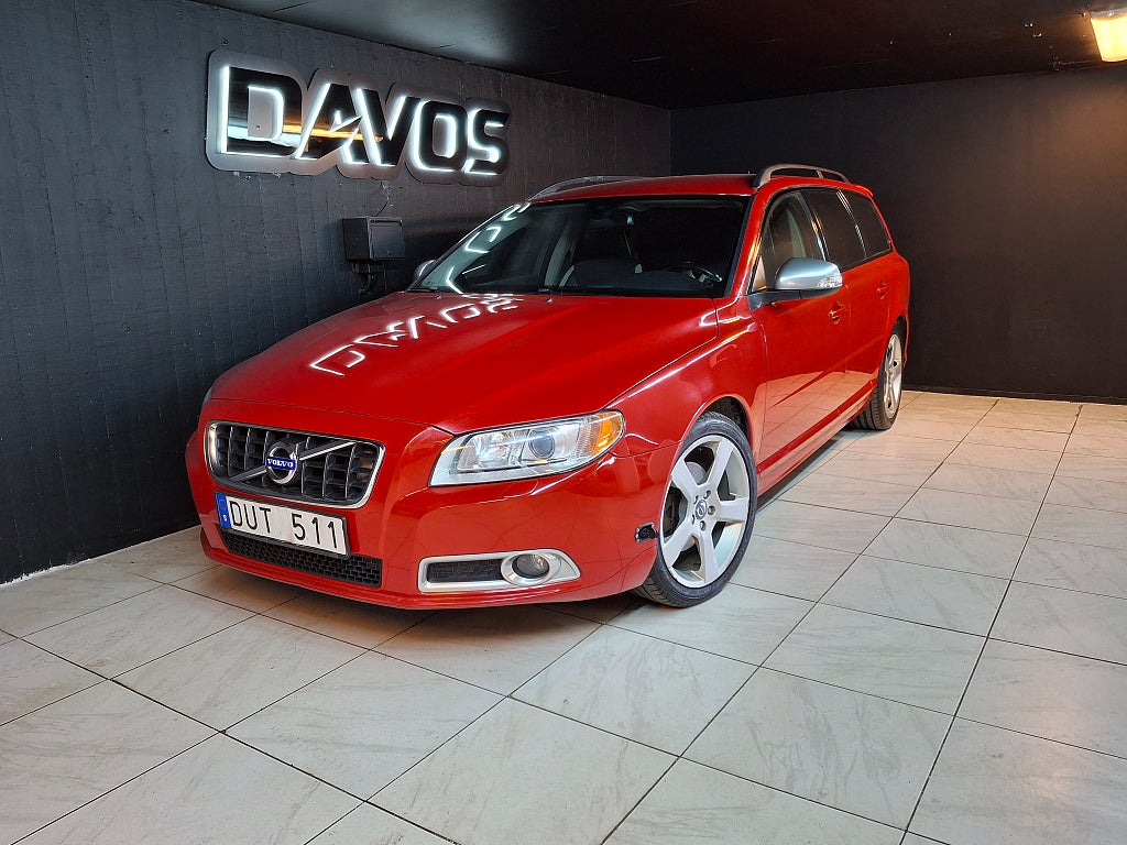 Volvo V70 2.0Flexifuel PowershiftMomentum,R-Design M-Värmare