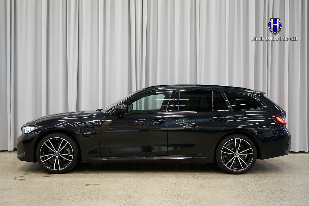 BMW 330e xDrive Touring M Sport Shadow Drag Hifi HUD Kamera 19"