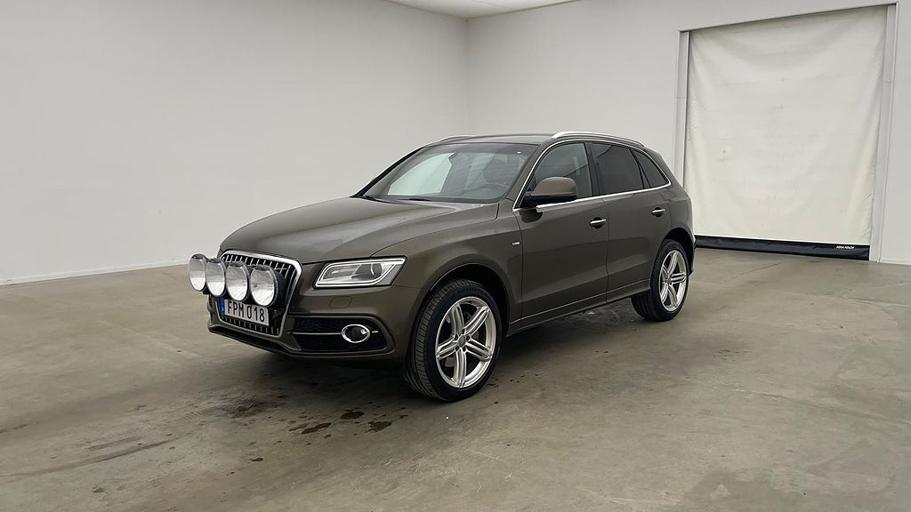 Audi Q5 TDI V6 Q 258hk S-Line Pano B&O D-Värm Kamera Drag