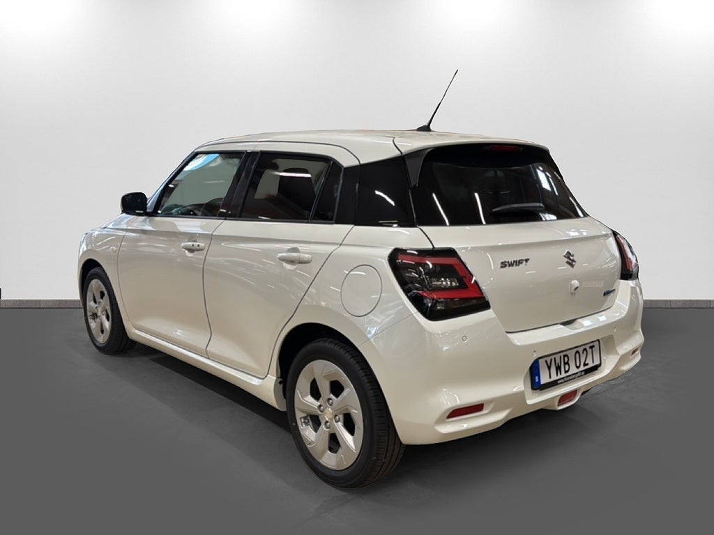 Suzuki Swift Hybrid 83HK Automat Select – bild 6