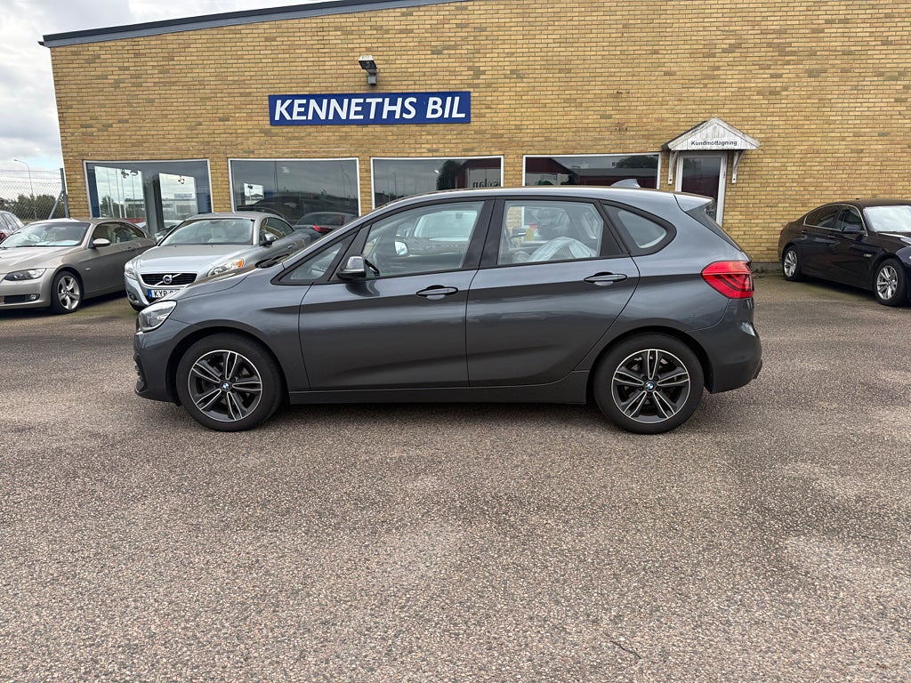 BMW 218i Active Tourer Sport line