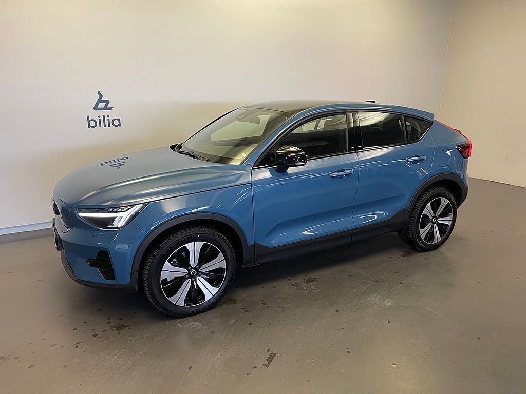 Volvo C40 Recharge Core / Panoramaglastak / Navigation /...
