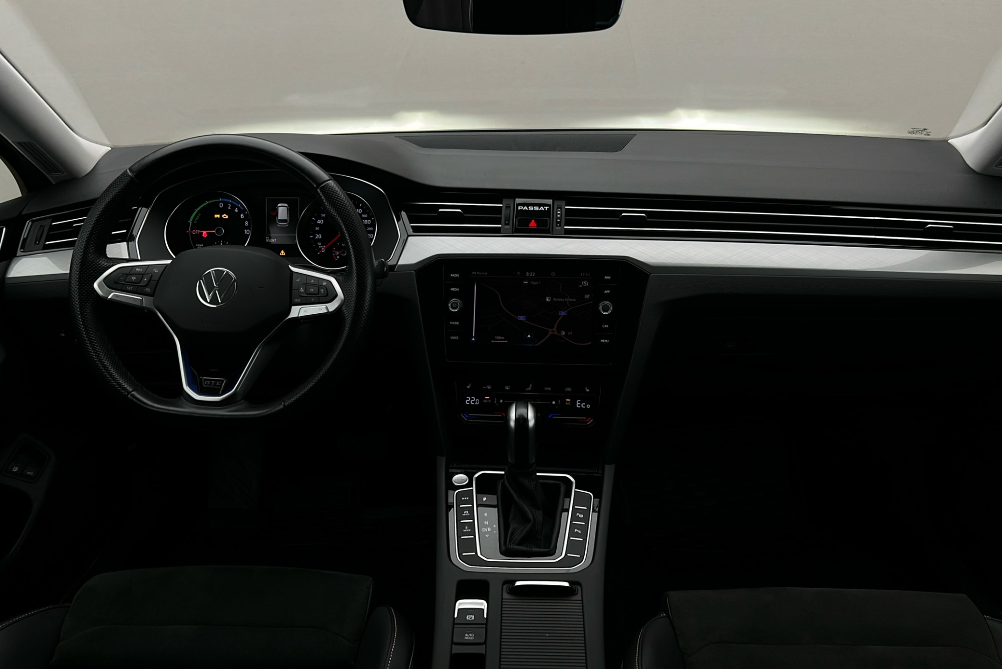 Volkswagen Passat 2023, bild 3/10