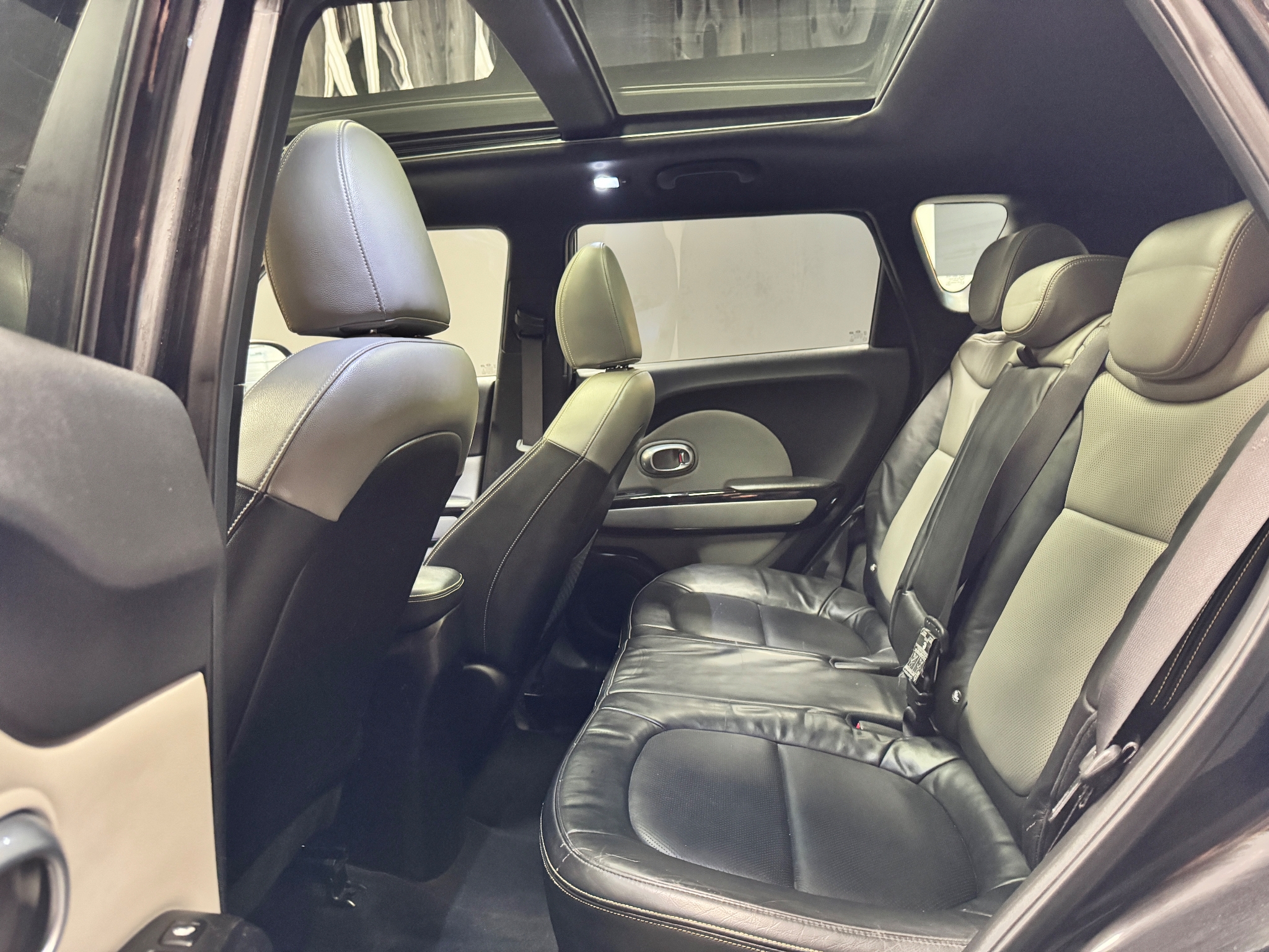 Kia Soul 1.6 GDI GLS Panorama 132HK 2015, bild 6/38