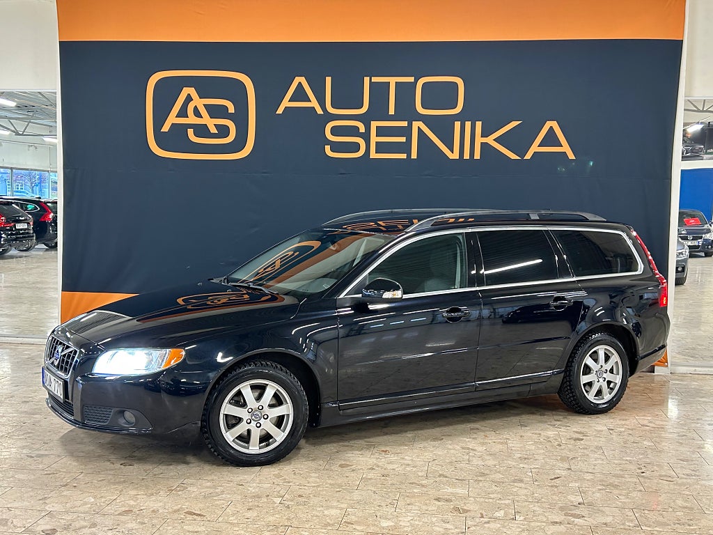 Volvo V70 2.4D 175HK Momentum D-värmare Drag PDC 