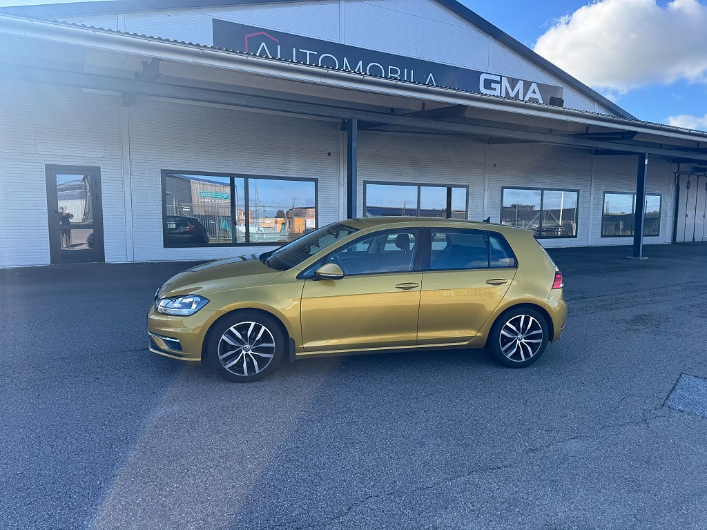 Volkswagen Golf I 1.0 TSI Base/Backkamera/Carplay/Adaptiv farth./17T fälg