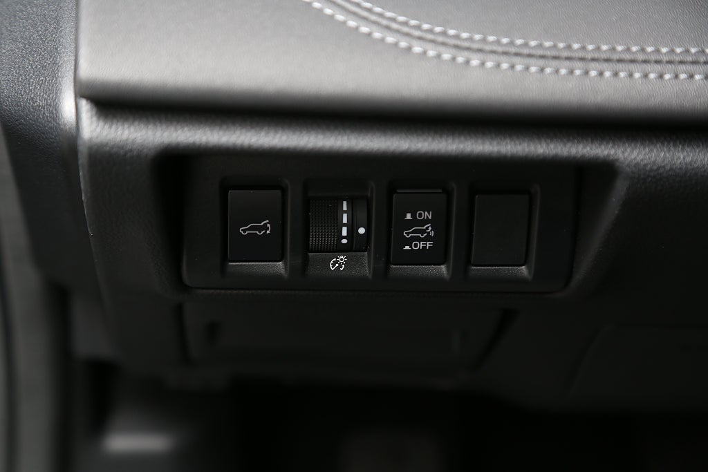 Subaru Outback 2.5 4WD XFuel Limited | Låg skatt 965kr/år | Moms 2025