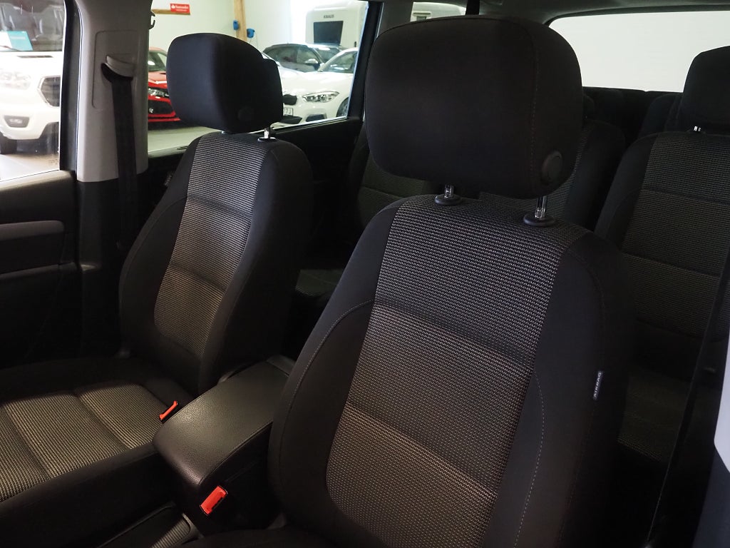 Volkswagen Sharan 7-sits 2.0 TDI 140hk Pano Drag Navi Kamera 2014