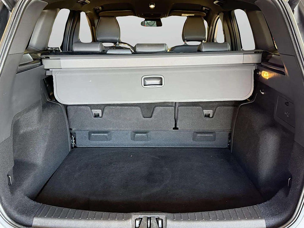 Ford Kuga 1.5 EcoBoost AWD SelectShift ST-Line 6190 mil 1 Ägare - miniatyr 16