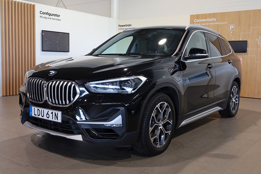 BMW X1 xDrive25e xLine Pano Navi Kamera Drag Head up 2021