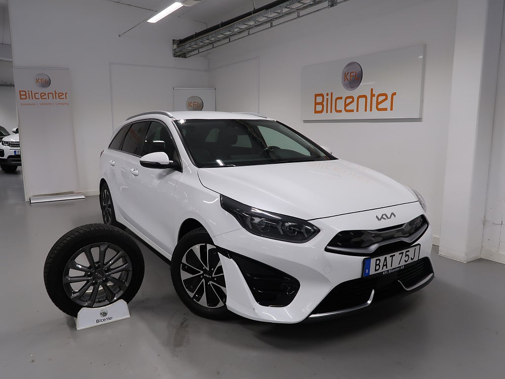 Kia Ceed SW Plug-in Hybrid Advance V-Däck ingår Drag-Kamera-Navi