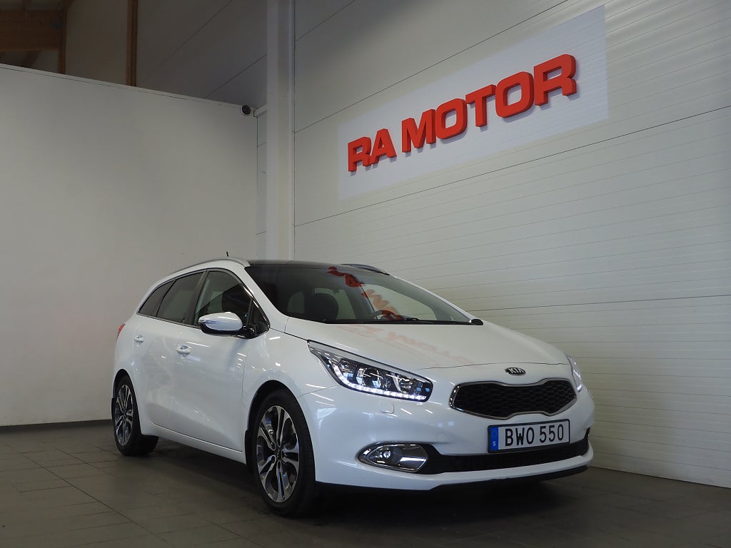 Kia Ceed _sw 1.6 CRDi 128hk Pano Kamera Navi Drag El-Stol M-Värm 2015