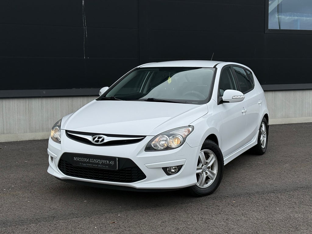 Hyundai i30 1.6 CRDi Business Euro 5, kamera, drag