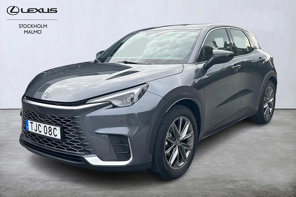 Lexus LBX Elegant Tech 136hk P-värm Navi Keyless B-kamera