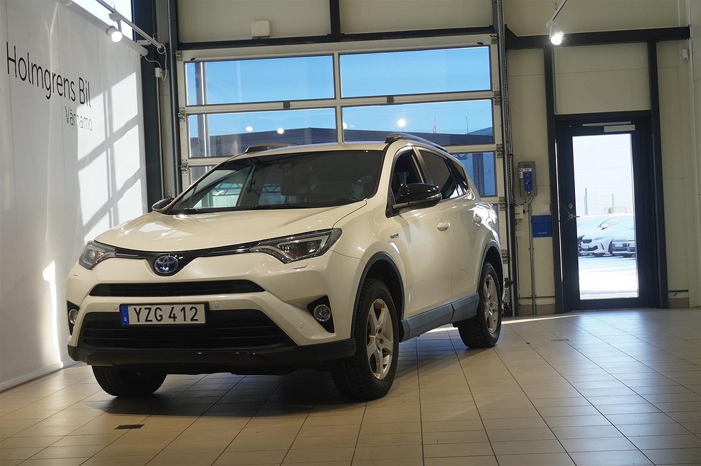 Toyota RAV4 Hybrid AWD X-Edition Backkamera Dragkrok