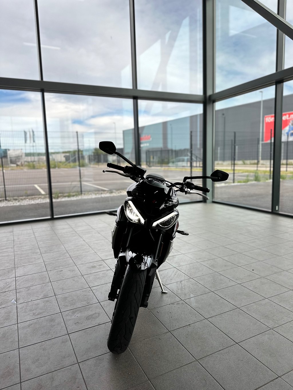 Triumph Street Triple 765 R 