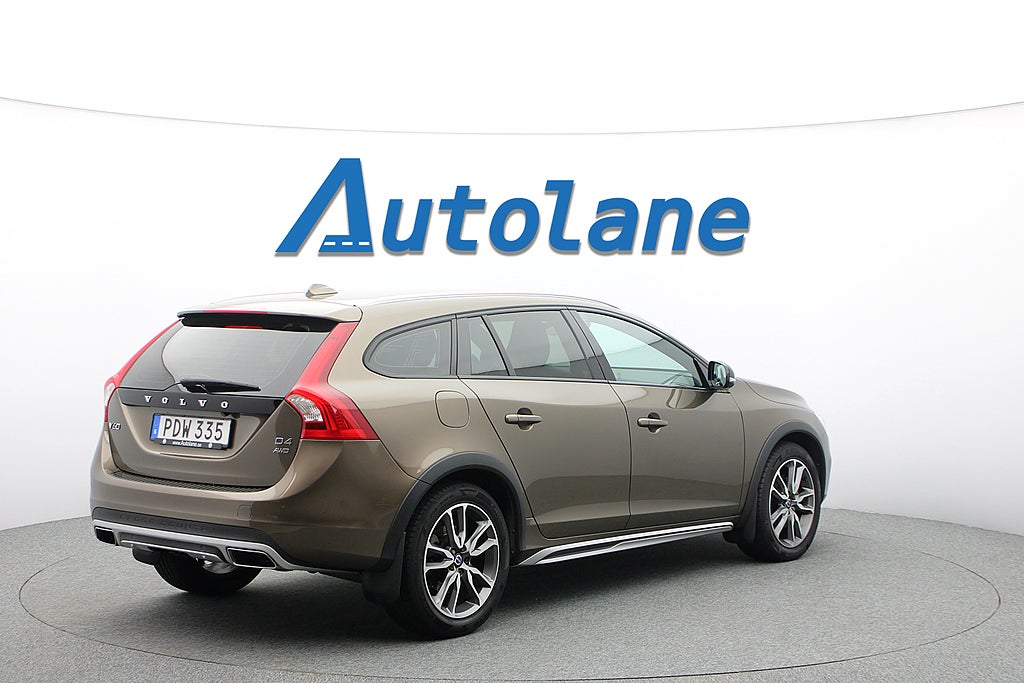Volvo V60 Cross Country D4 AWD Summum, Kamera, Drag, Värmare, Keyless