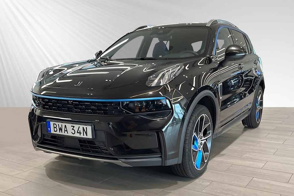 Lynk & Co 01 PHEV Panorama 360Kamera Svart Innertak