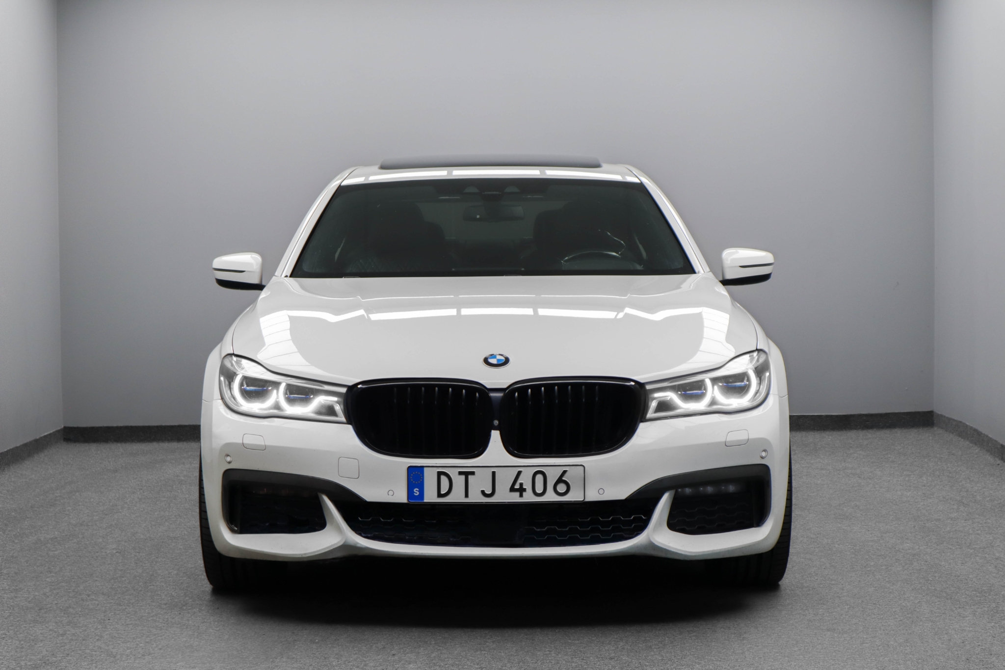BMW 730 2016, kuva 3/50