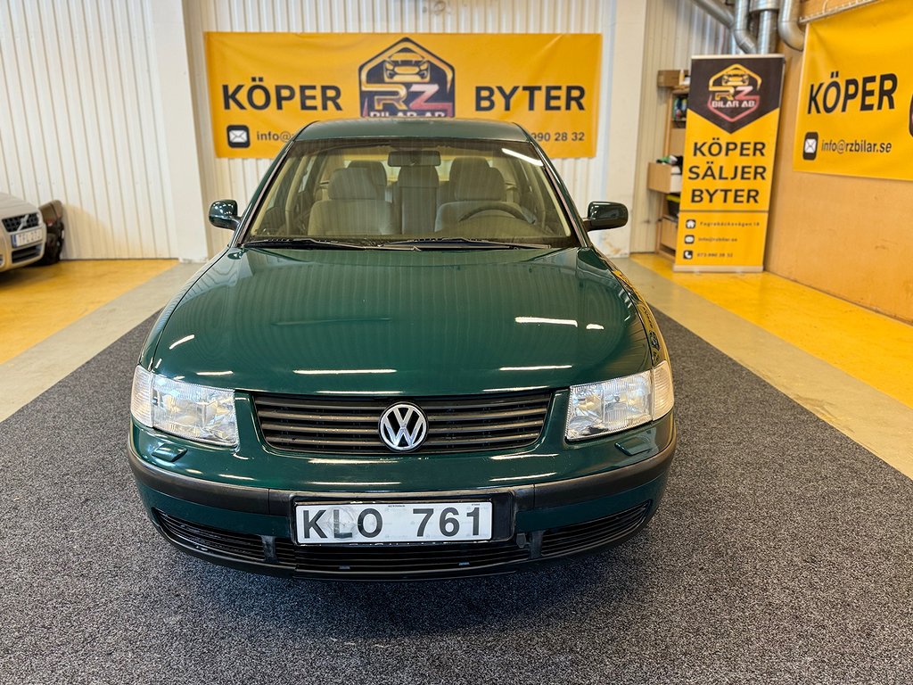 Volkswagen Passat 1.8 T Comfortline, låg mil