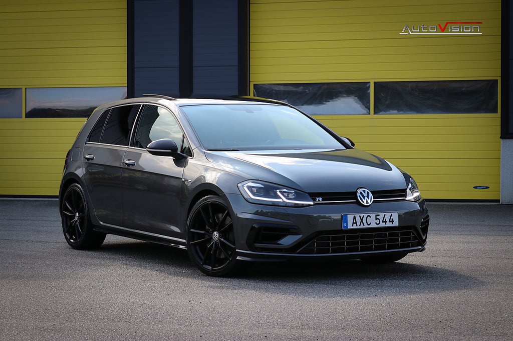 Volkswagen Golf R 2.0 TSI 4Motion DSG 310hk PANO KAMERA 19" 