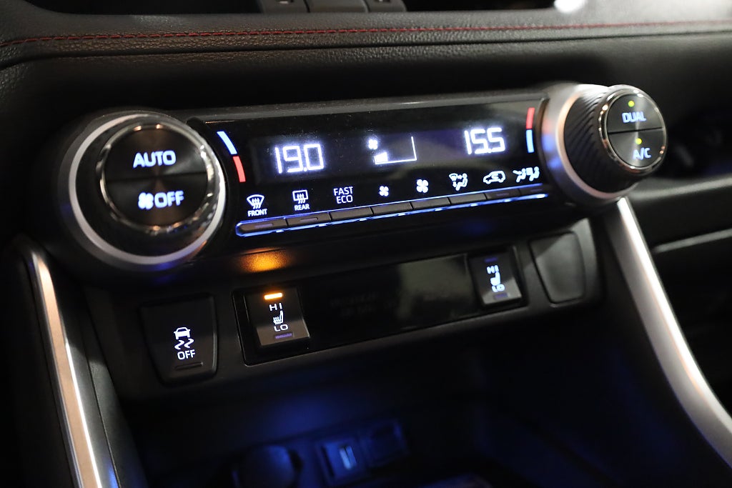 Toyota RAV4 Plug-in Hybrid E-CVT Launch Edition Drag Kamera 2020