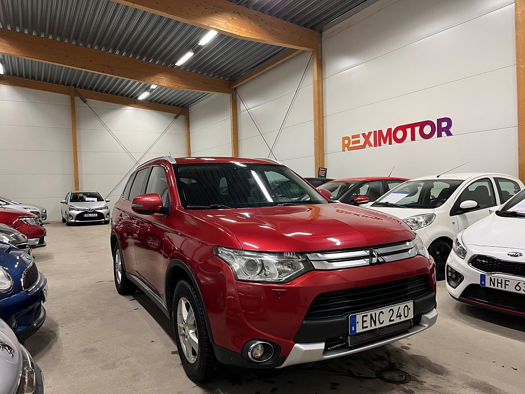 Mitsubishi Outlander 2.2 Di-D 4WD Business  7-sits