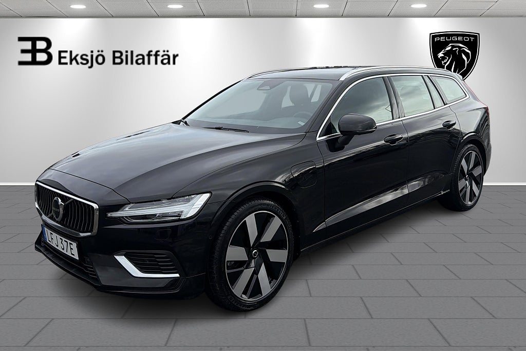 Volvo V60 Recharge T6 350hk AWD Geartronic *Drag, 360 Kamera,VOC*