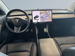 Tesla Model 3 Performance AWD S&V-Hjul/Pano/skinn/Kamera/Navigation – bild 8